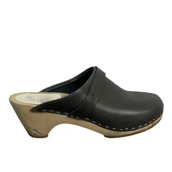 MAGUBA Women's Swedish Clog Size 5 In Black - Picture 1 of 7
